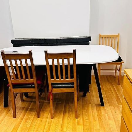 3 Bed House East London Home Eksteriør bilde