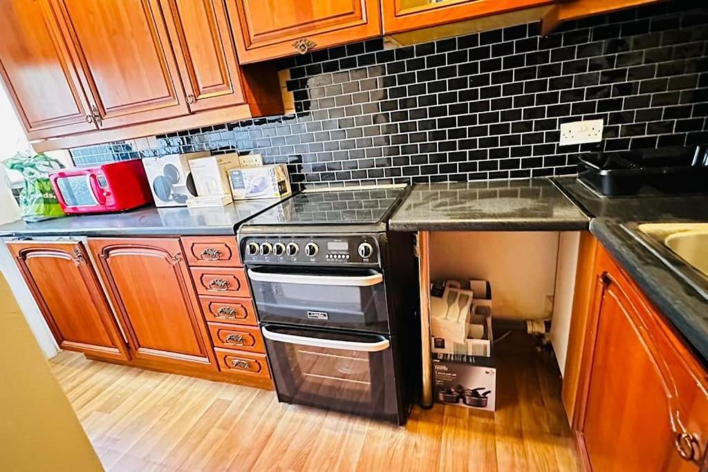 3 Bed House East London Home Eksteriør bilde