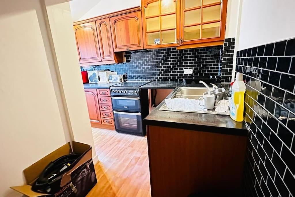 3 Bed House East London Home Eksteriør bilde
